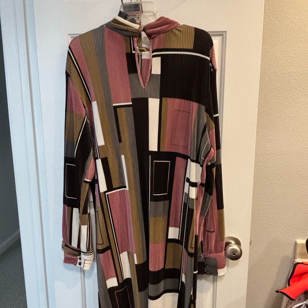 Colorful Geometric Long Sleeve Dress